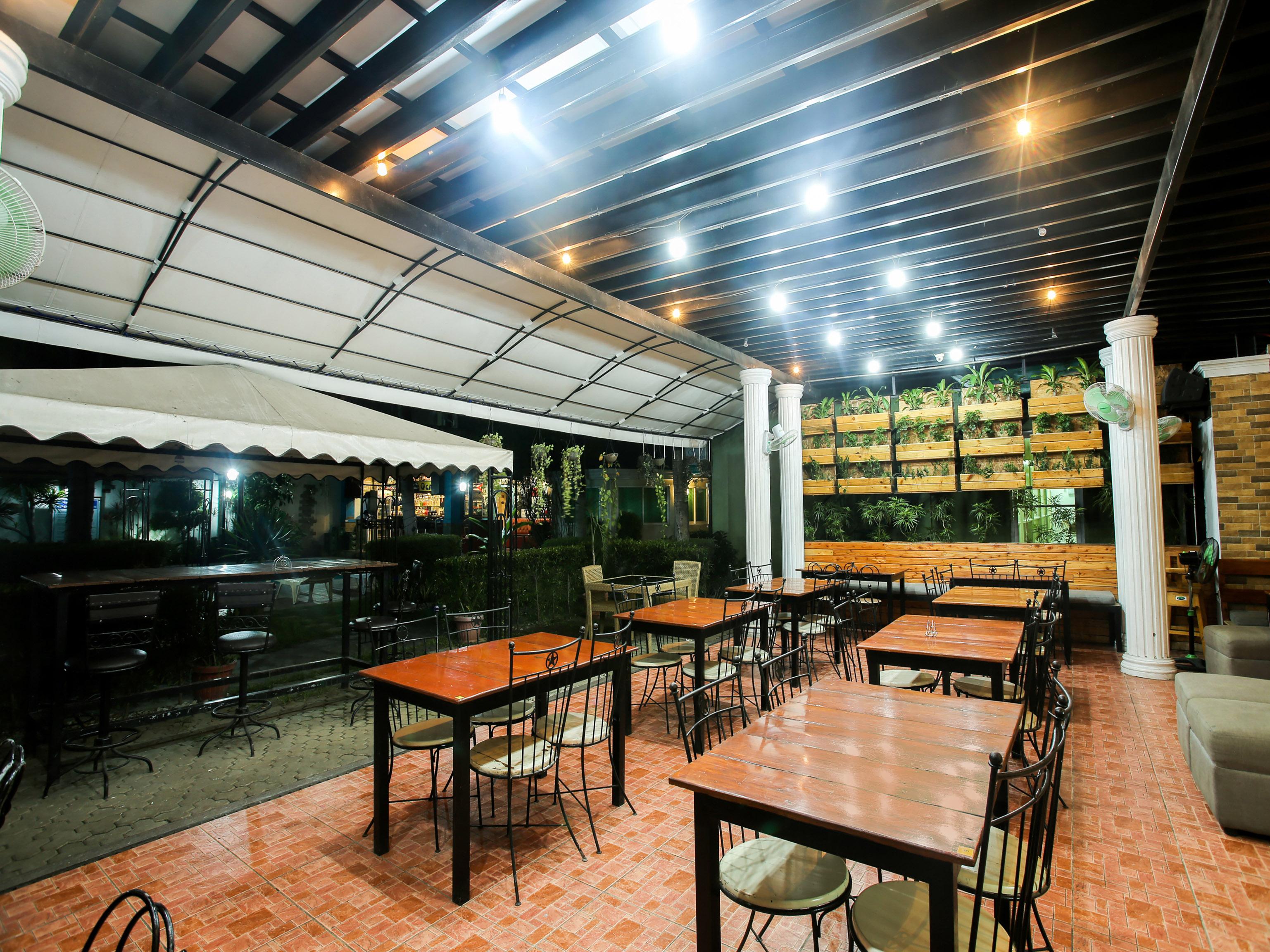 Hotel Euroasia By BLUEBOOKERS Ángeles Exterior foto